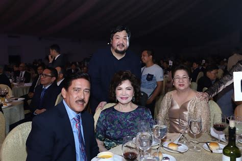 Cheng family continues tradition of Uratex golf .